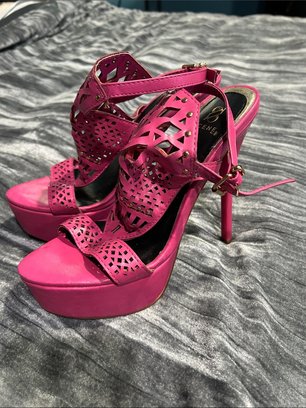 Scene Weaver Fuchsia Laser-Cut Platform Heels